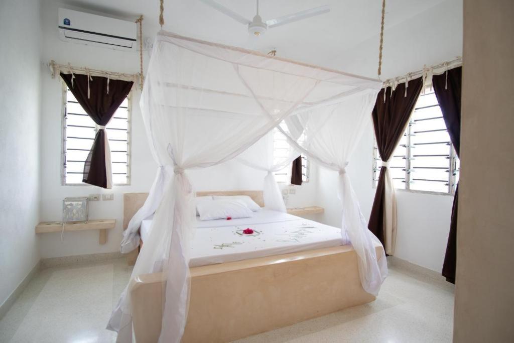 Rafiki Jua Resort Watamu Exterior photo